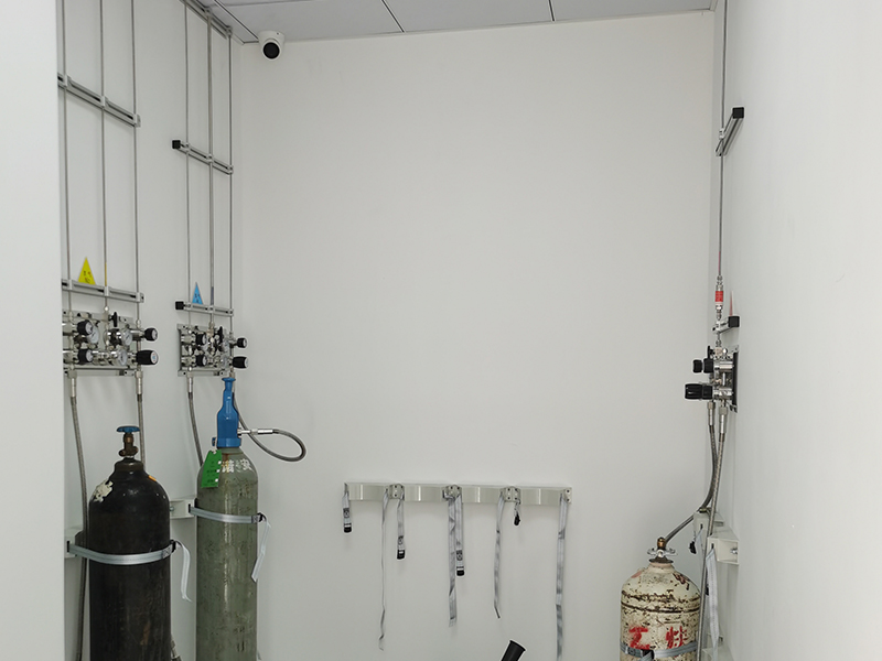 1764142873203200.jpg 华巨升实验室气体管路