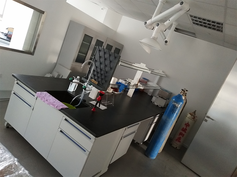 钢木实验台的优势与适用场景，为什么性价比这么高？