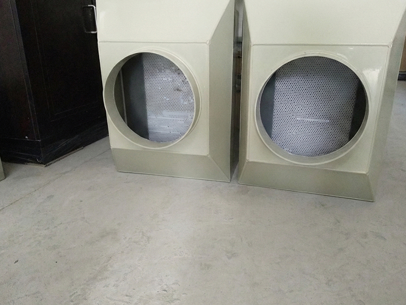 实验室活性炭箱